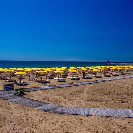 Camping Village Garden Paradiso Кавалино-Трепорти Екстериор снимка