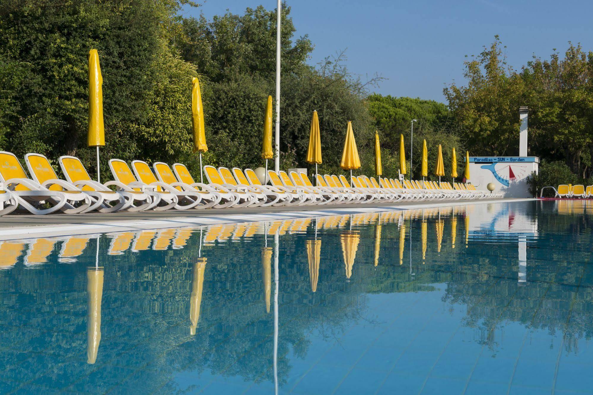 Camping Village Garden Paradiso Кавалино-Трепорти Екстериор снимка